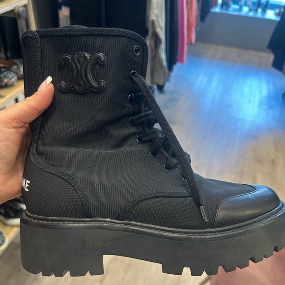 Celine Bulky laced boots , more like 41 running big - Picture 6 of 7